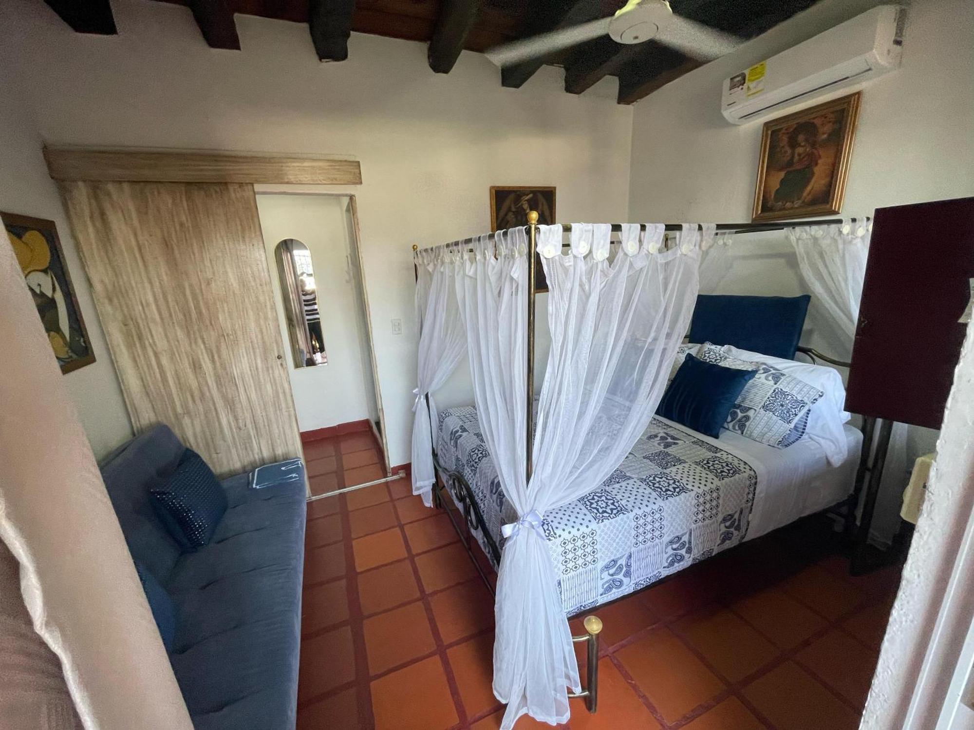 Casa Colonial Serrezuela Картахена Экстерьер фото