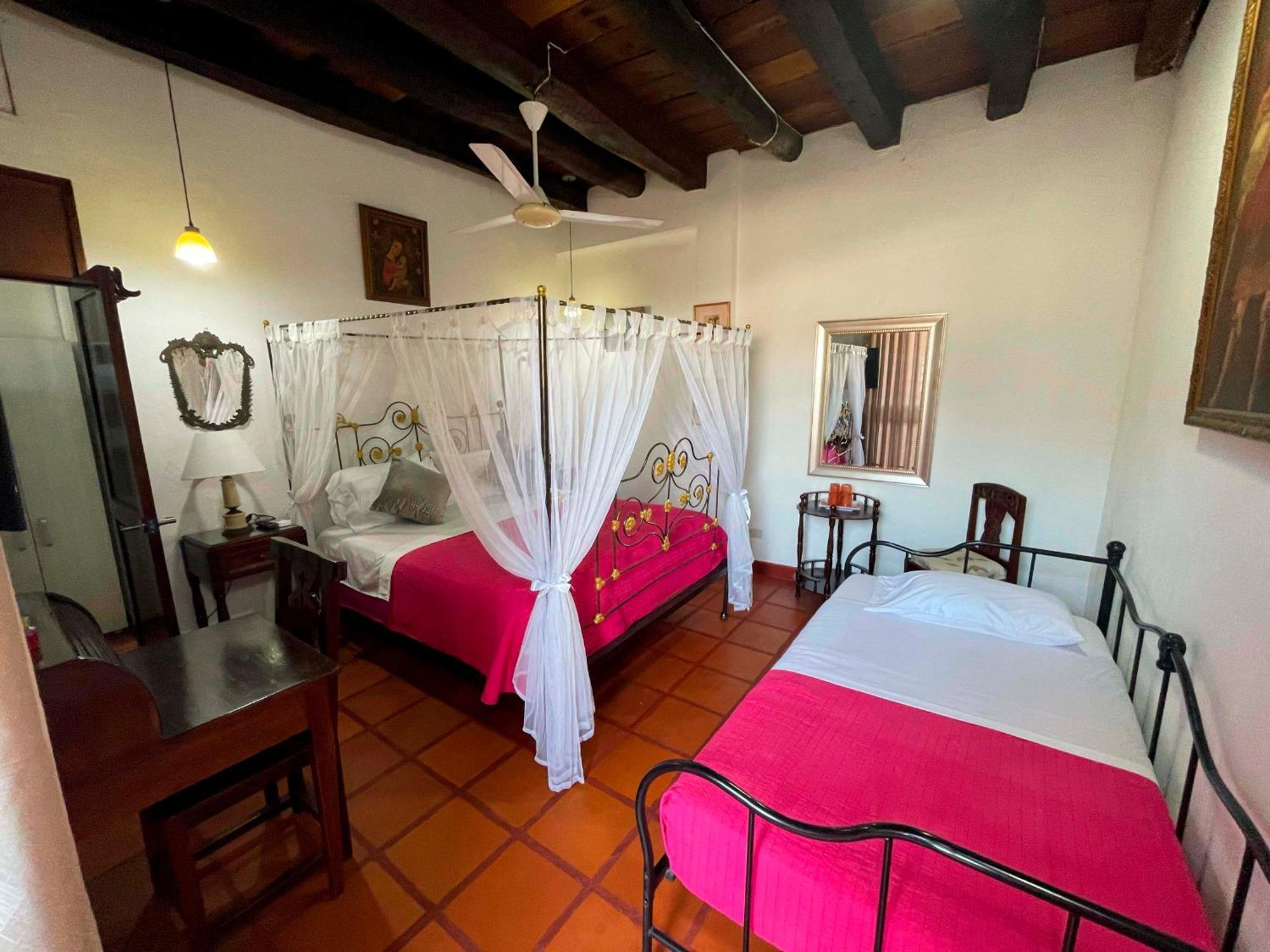 Casa Colonial Serrezuela Картахена Экстерьер фото